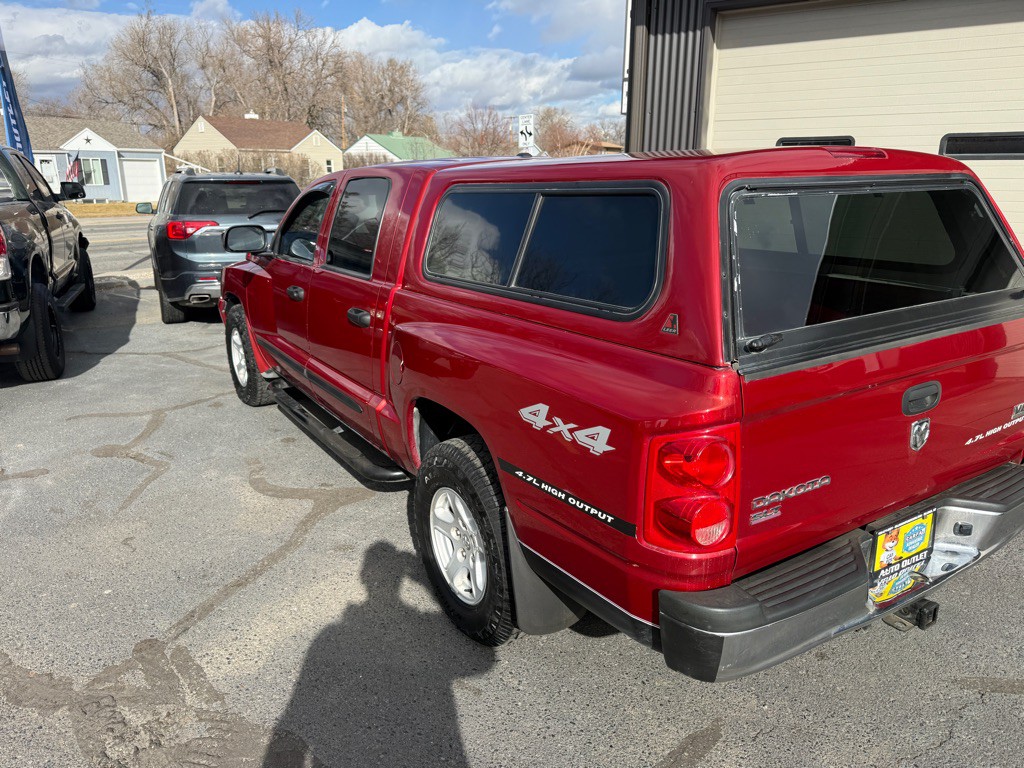 2006 Dodge Dakota Image 2