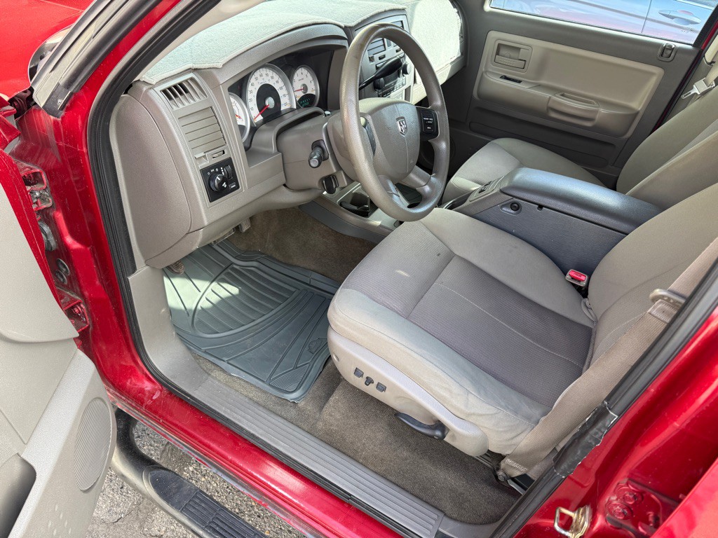 2006 Dodge Dakota Image 9