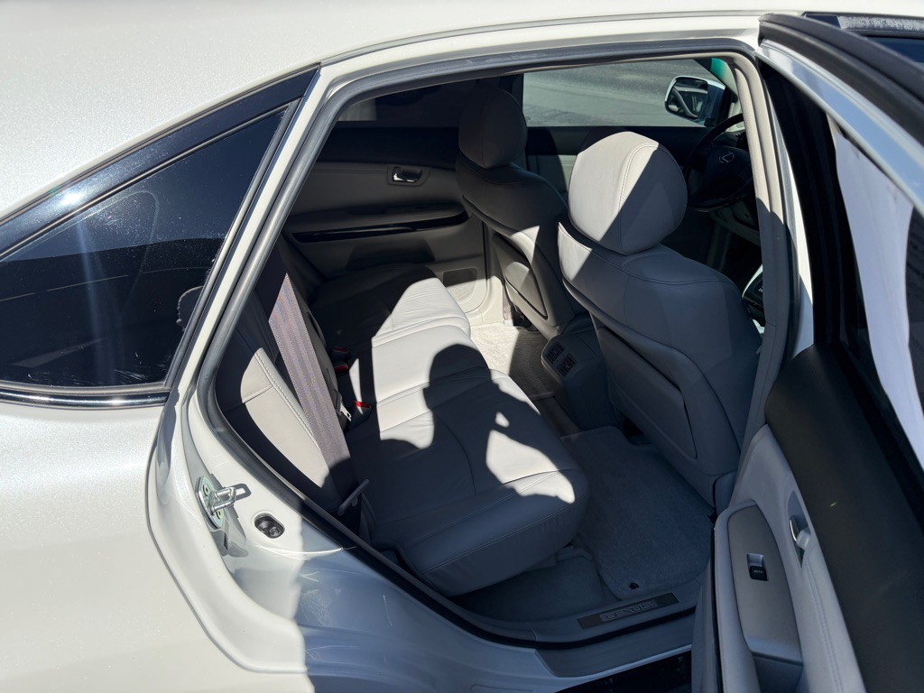 2009 Lexus RX Image 12
