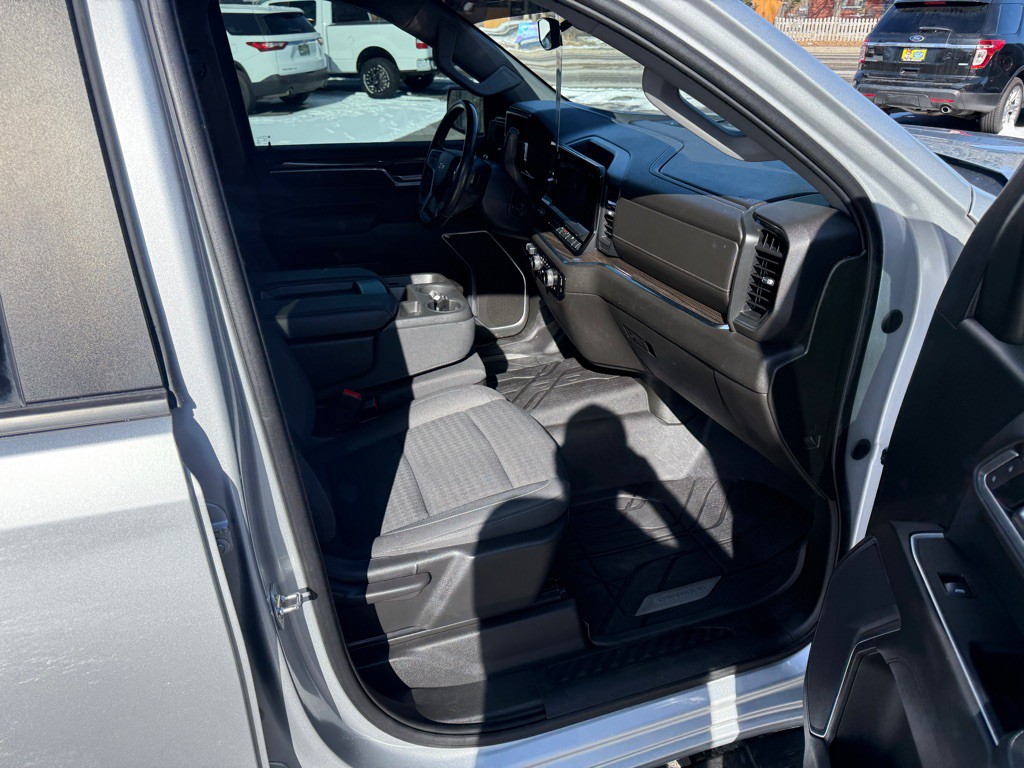 2022 Chevrolet Silverado 1500 Image 10