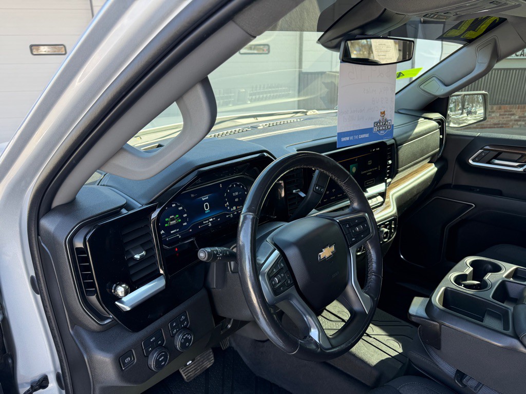 2022 Chevrolet Silverado 1500 Image 12