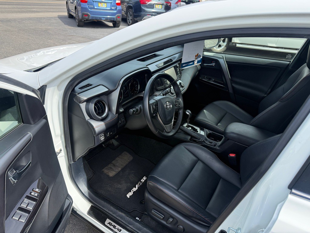 2016 Toyota Rav4 Image 11