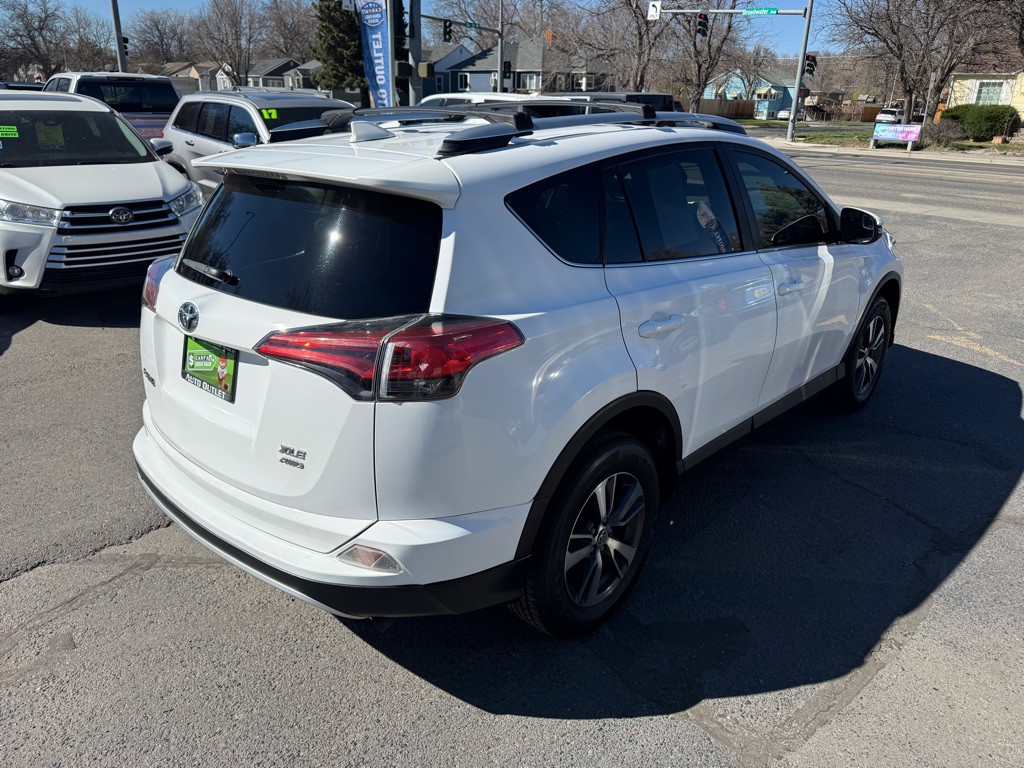 2016 Toyota Rav4 Image 4