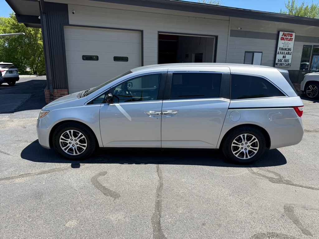 2011 Honda Odyssey Image 5