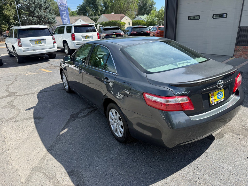 2007 Toyota Camry Image 2