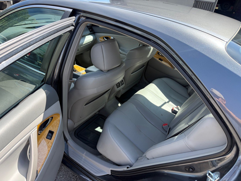 2007 Toyota Camry Image 10