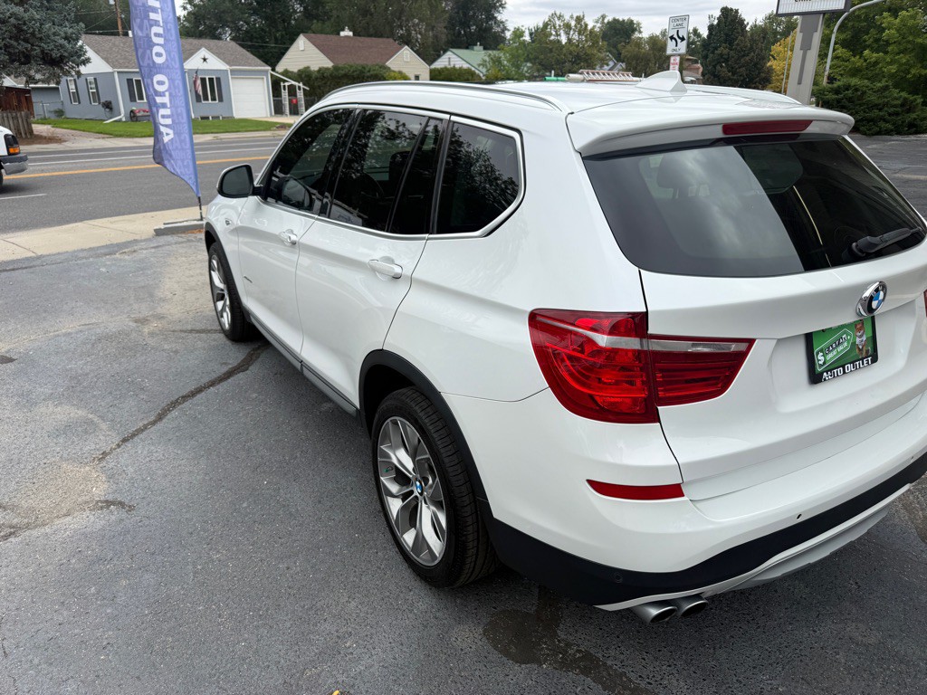 2016 BMW X3 Image 2
