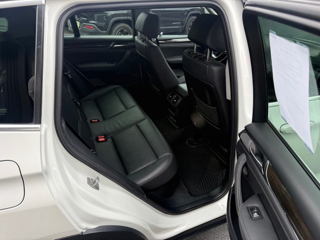 2016 BMW X3 Image 12
