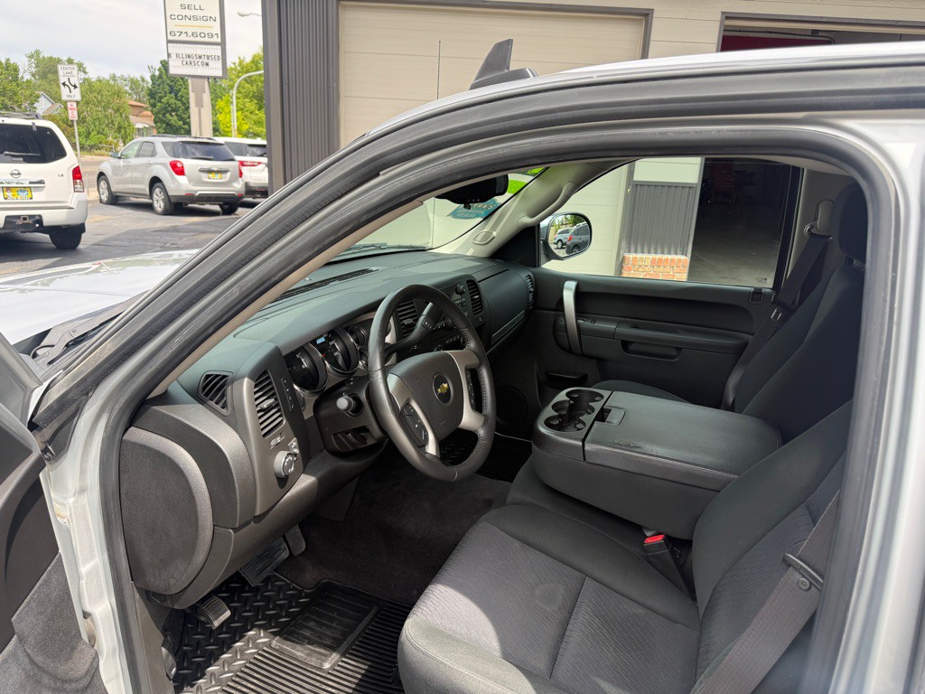 2012 Chevrolet Silverado 1500 Image 9