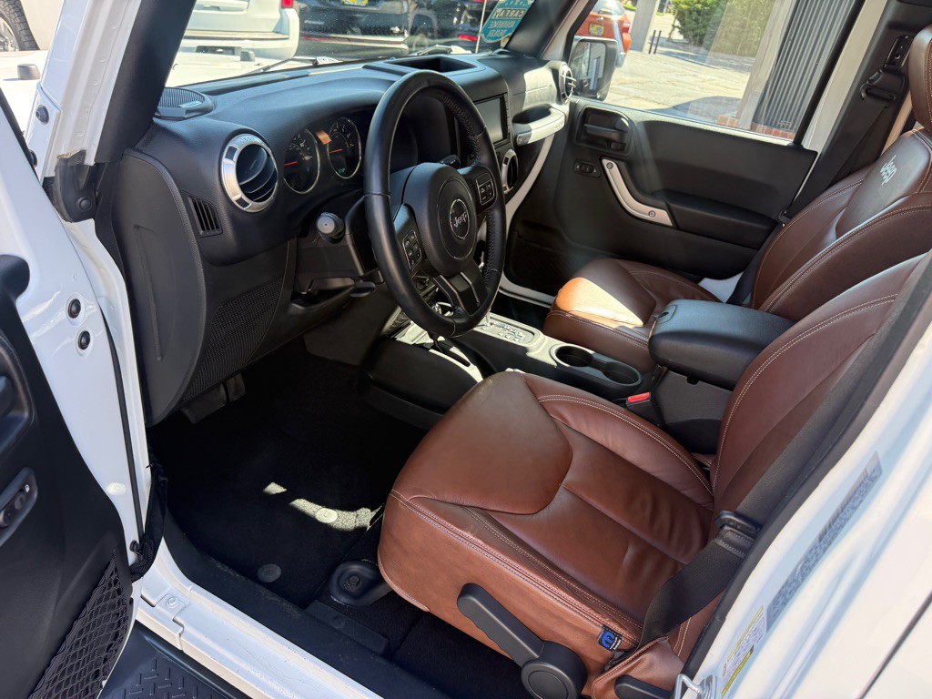 2017 Jeep Wrangler Unlimited Image 11