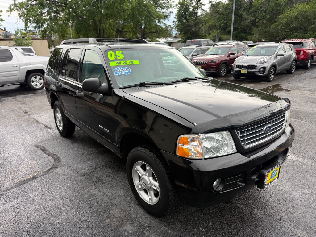 2005 Ford Explorer Image 2