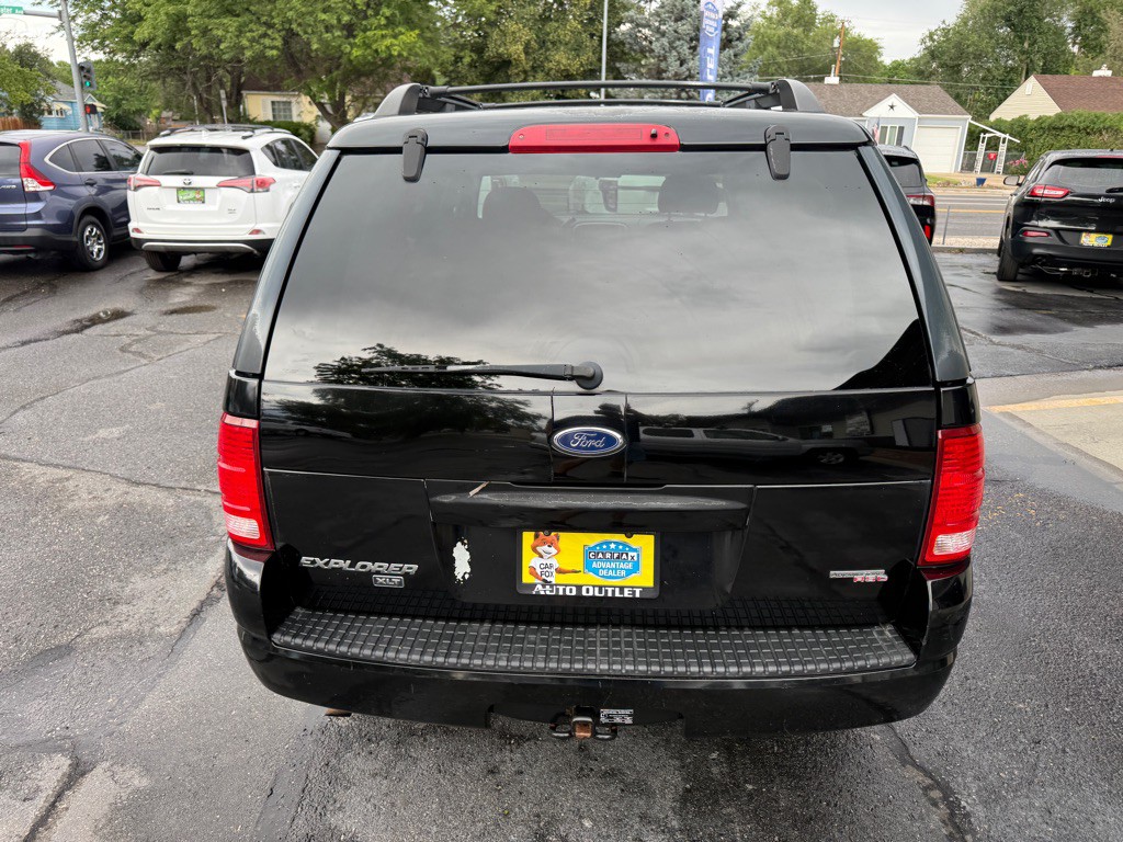 2005 Ford Explorer Image 6