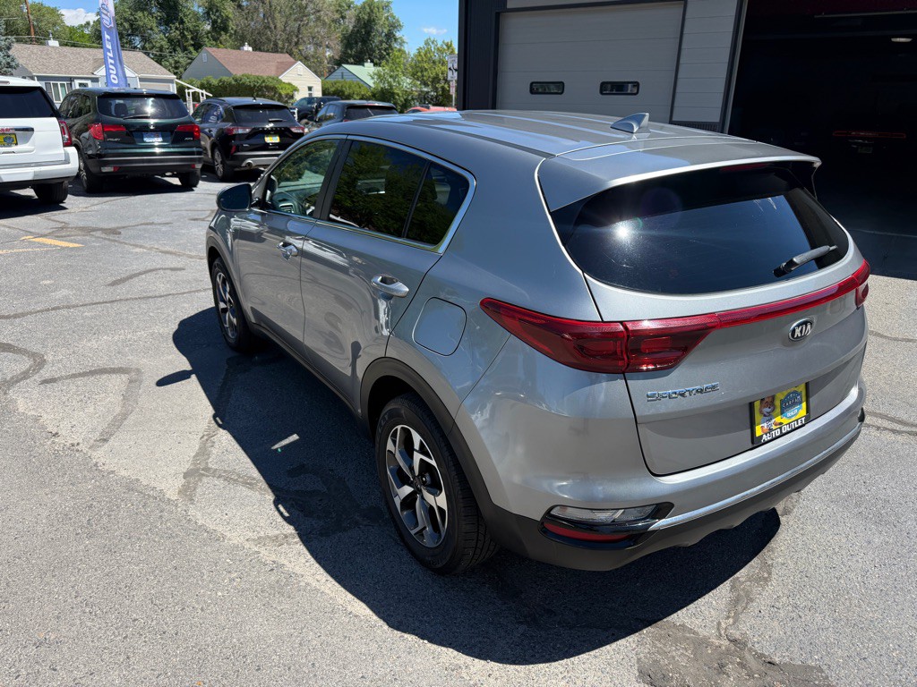2020 Kia Sportage Image 2