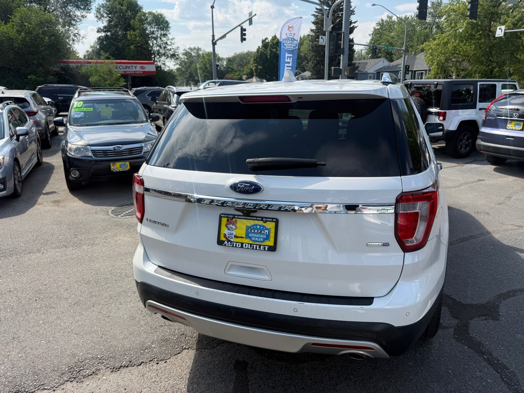 2016 Ford Explorer Image 3