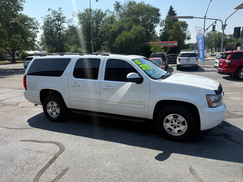 2013 Chevrolet Suburban Image 5