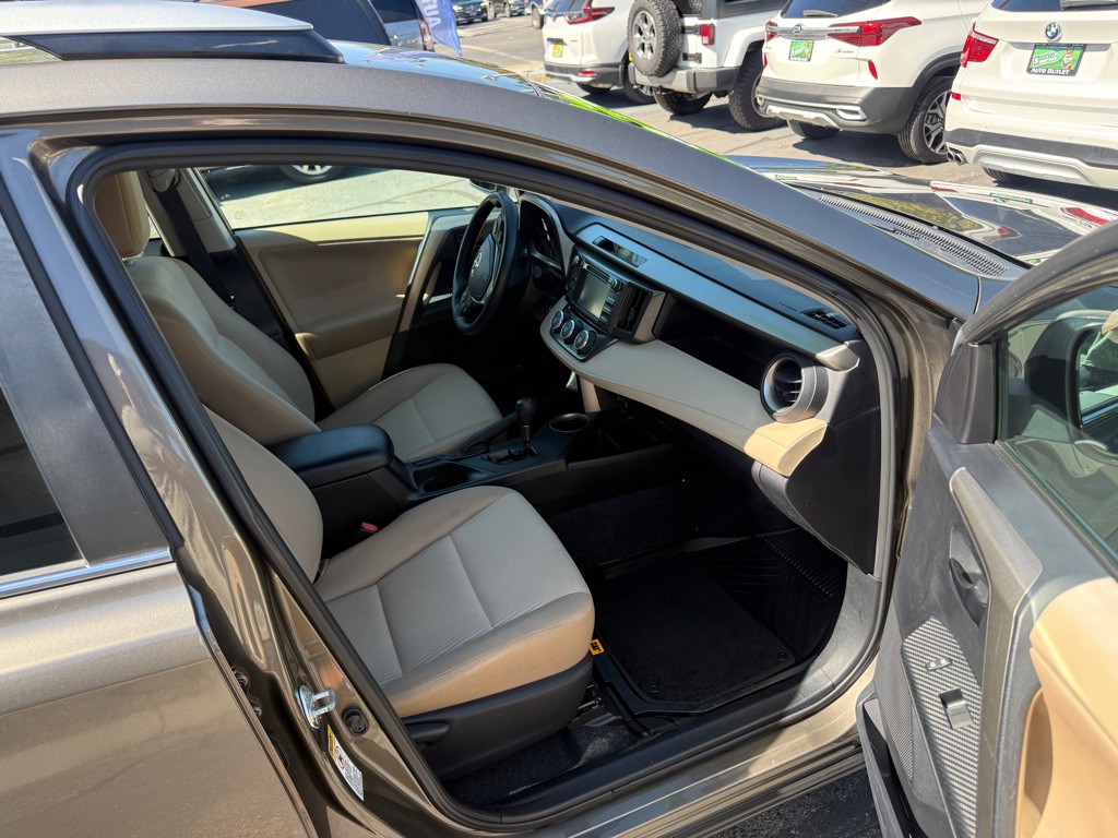 2013 Toyota Rav4 Image 11