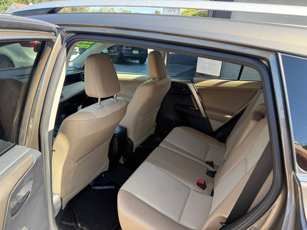 2013 Toyota Rav4 Image 13