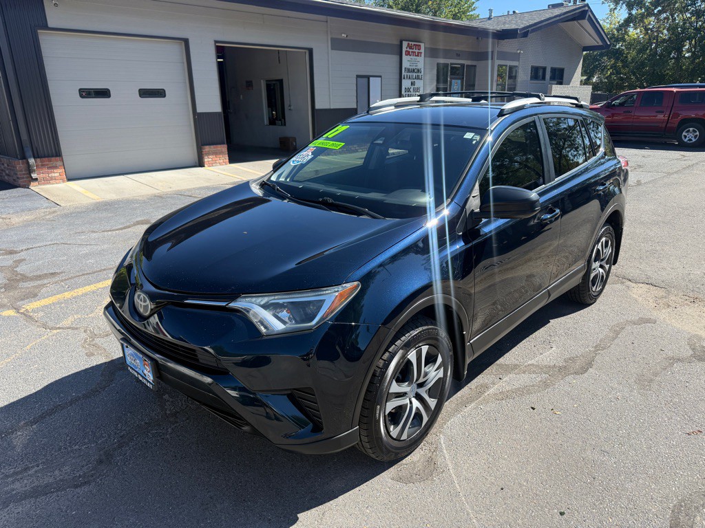2017 Toyota Rav4 Image 8