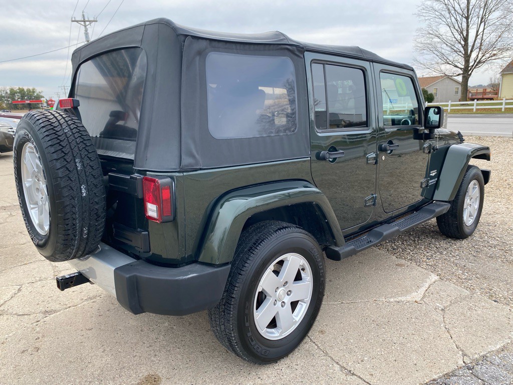 2010 Jeep Wrangler Unlimited Image 3