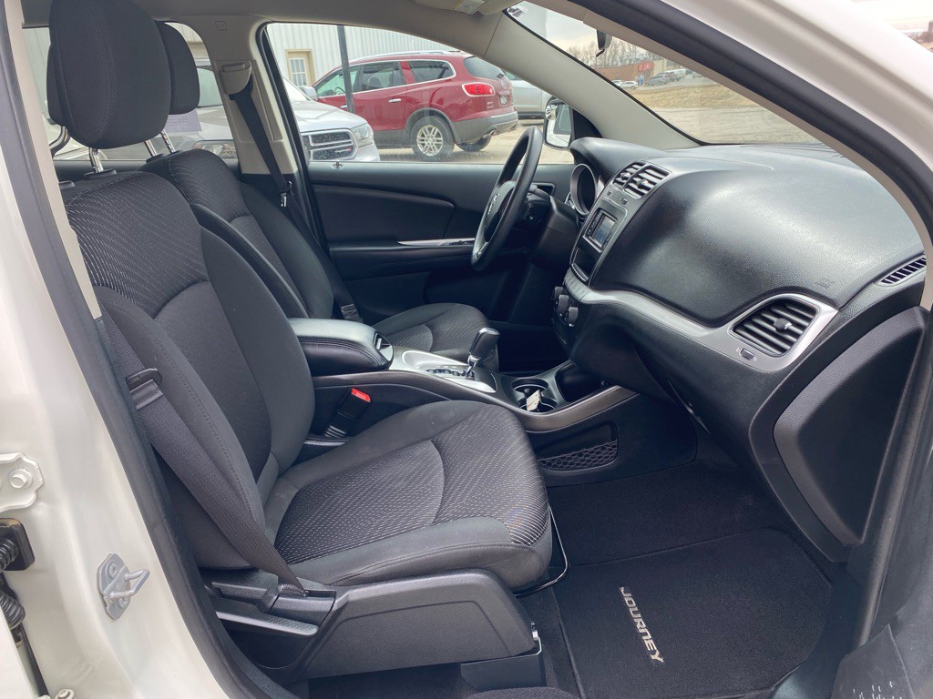 2016 Dodge Journey Image 9