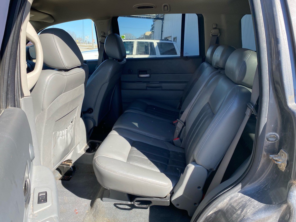 2004 Dodge Durango Image 6