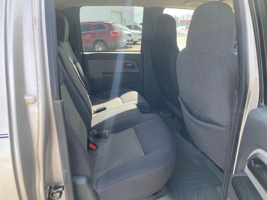 2005 GMC Canyon Image 8