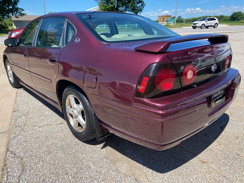 2004 Chevrolet Impala Image 2