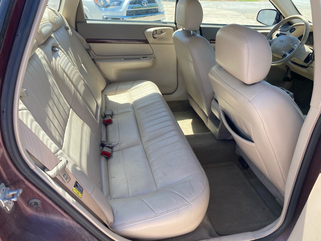 2004 Chevrolet Impala Image 9
