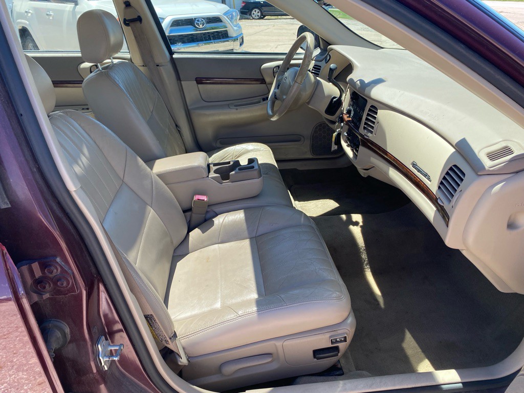 2004 Chevrolet Impala Image 10