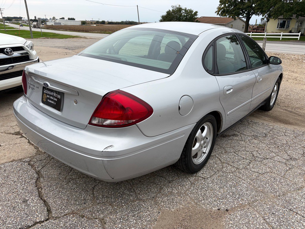 2006 Ford Taurus Image 3