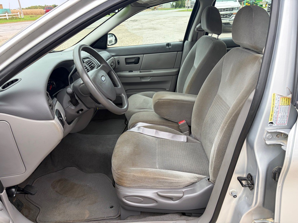 2006 Ford Taurus Image 5