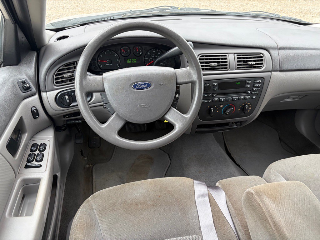2006 Ford Taurus Image 7