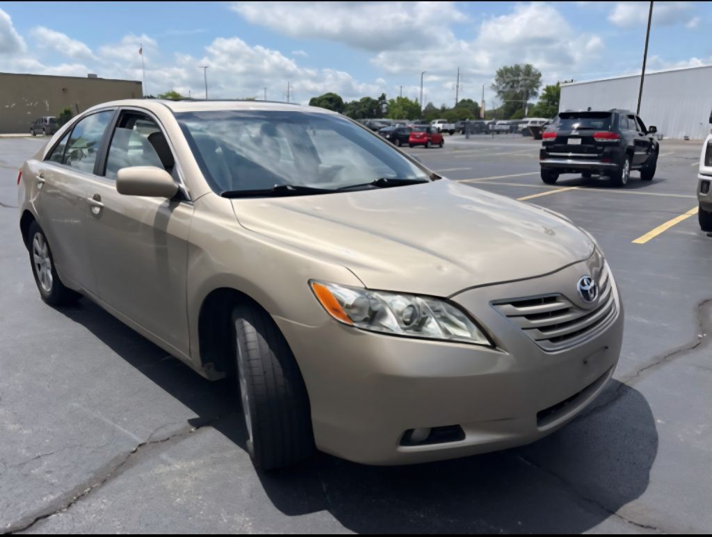2009 Toyota Camry Image 1