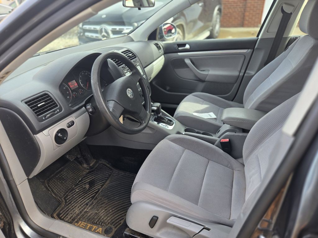 2009 Volkswagen Jetta Image 16