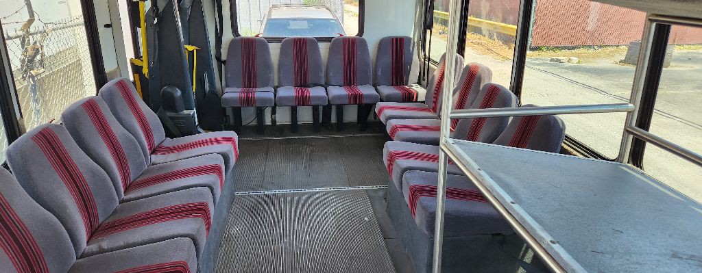 2012 Ford Econoline Image 8