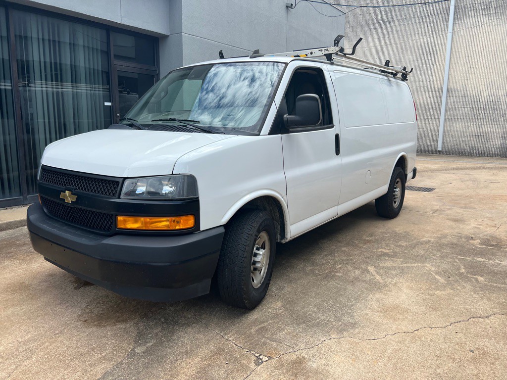 2020 Chevrolet Express Image 1