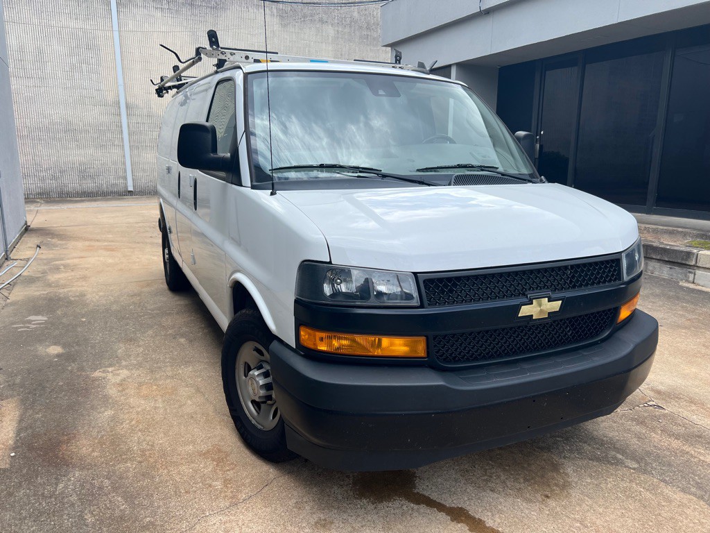 2020 Chevrolet Express Image 16