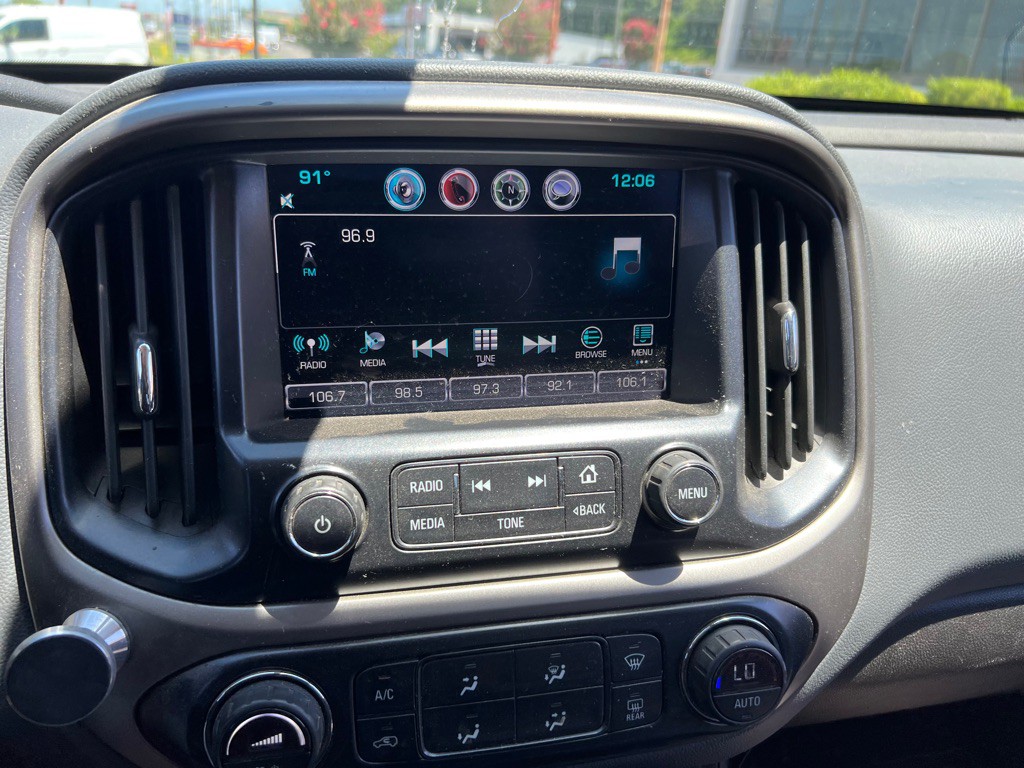 2016 Chevrolet Colorado Image 30