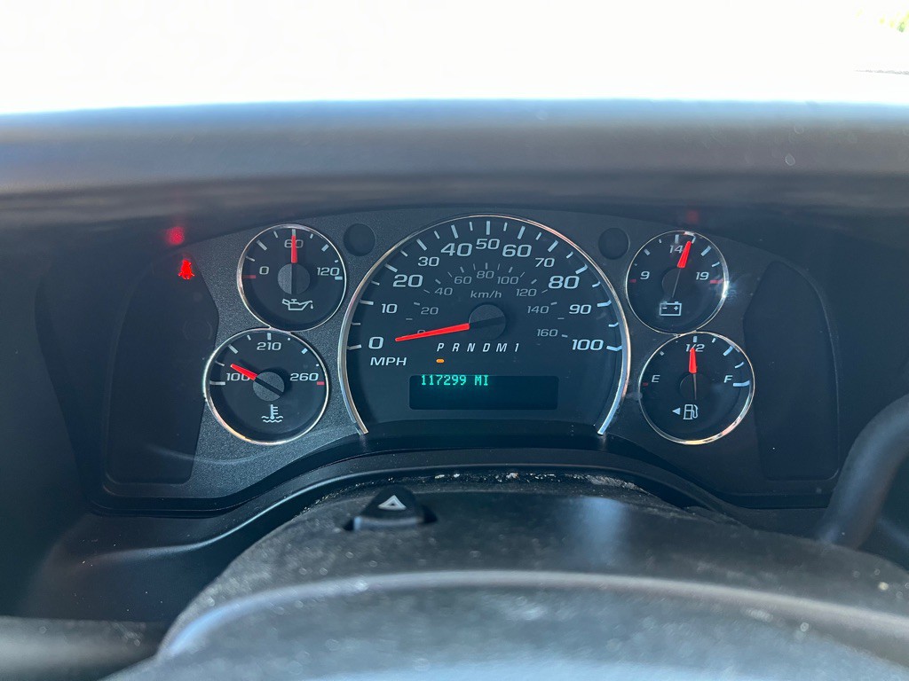 2021 Chevrolet Express Image 17