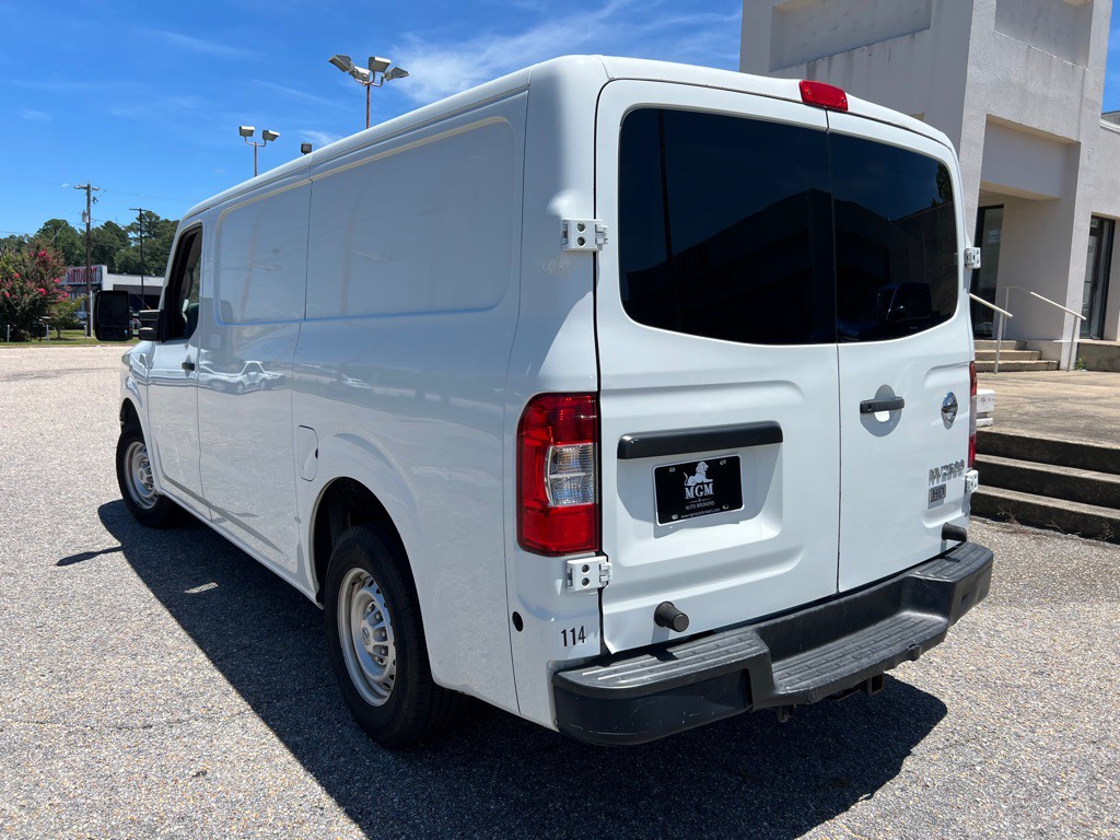 2015 Nissan NV Image 6
