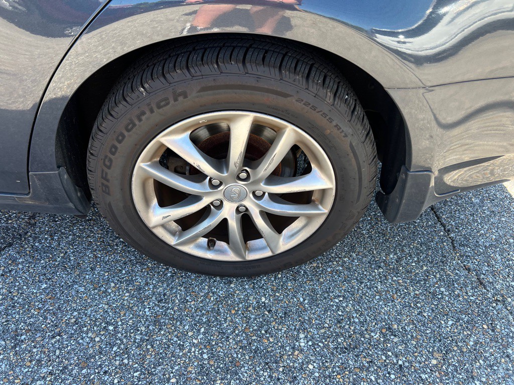 2009 INFINITI G37 Image 7