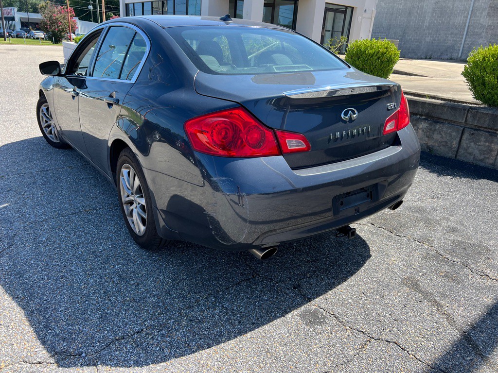 2009 INFINITI G37 Image 8