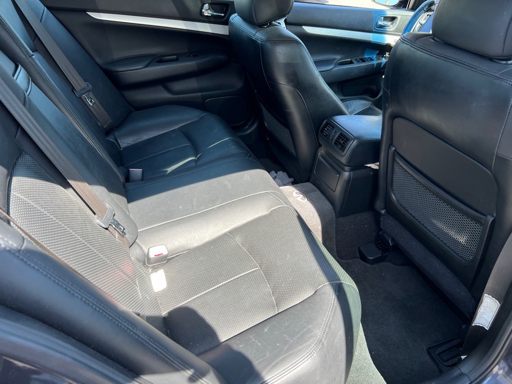2009 INFINITI G37 Image 17