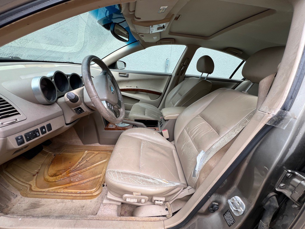 2004 Nissan Maxima Image 4