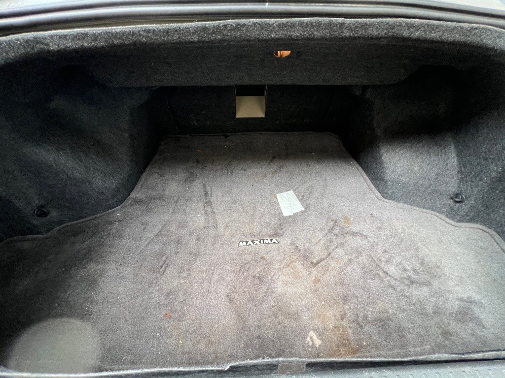 2004 Nissan Maxima Image 7