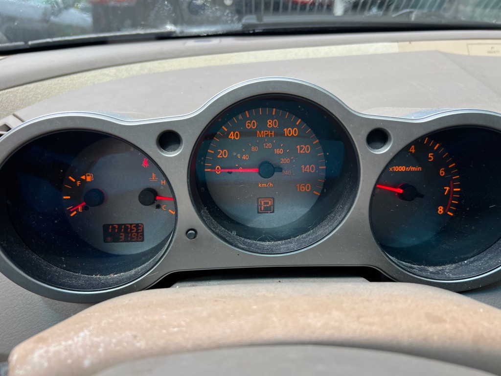 2004 Nissan Maxima Image 21