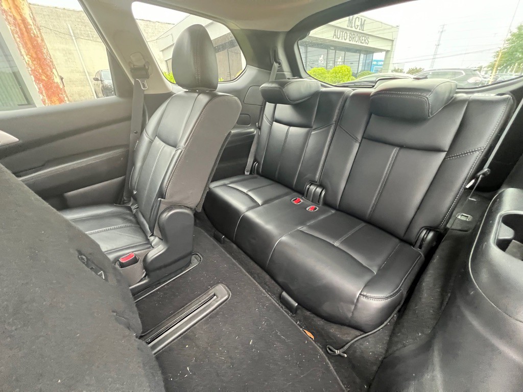 2019 Nissan Pathfinder Image 7