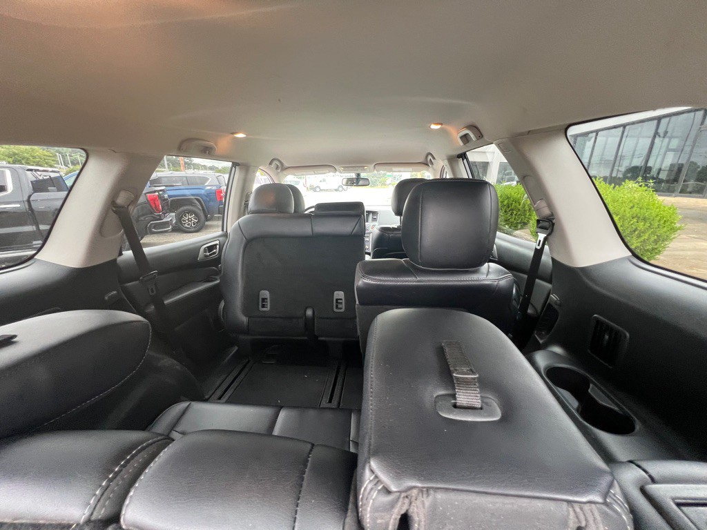 2019 Nissan Pathfinder Image 12