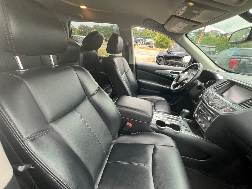 2019 Nissan Pathfinder Image 19