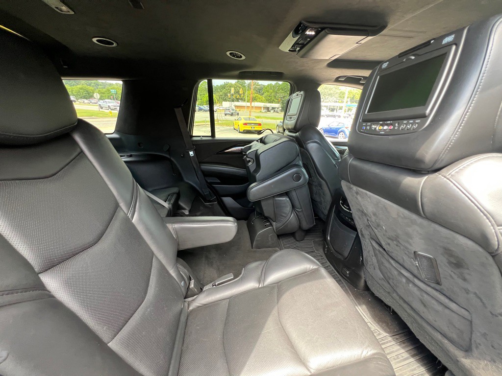 2018 Cadillac Escalade Image 13